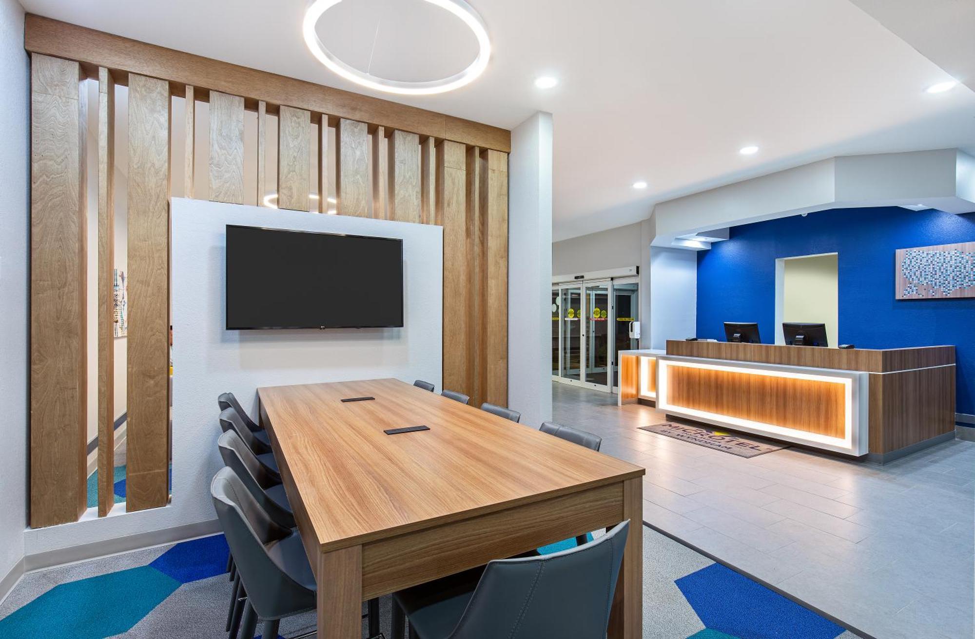 Microtel Inn & Suites Columbus North Dış mekan fotoğraf